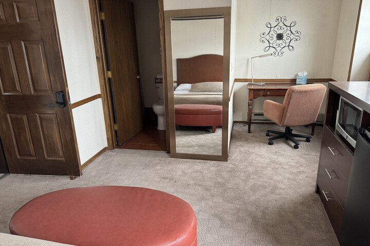 Standard | King Bed (3 of 27)