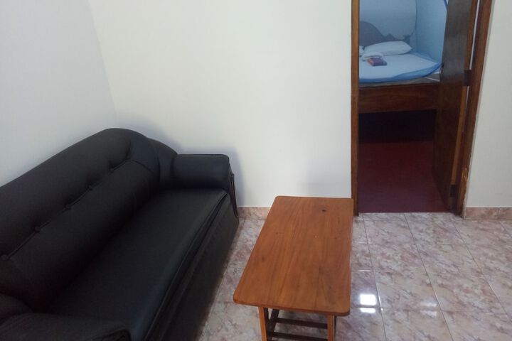 Room 9 of 31