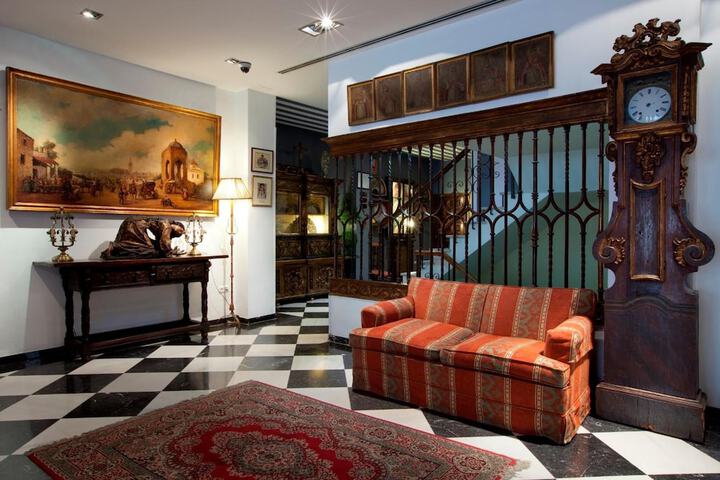 Lobby Entry