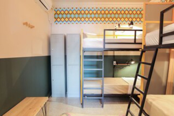 Room 77 of 88