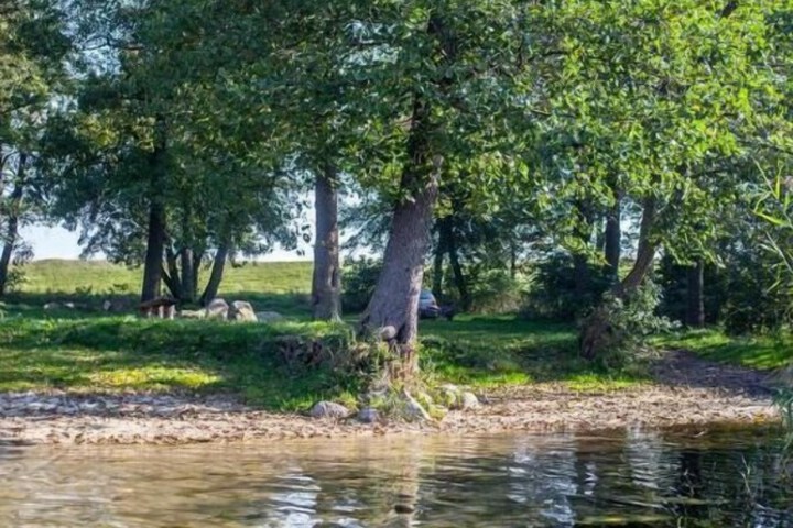 Property Grounds 53 of 68