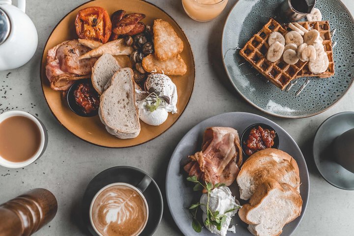 Breakfast/Coffee Service 52 of 72