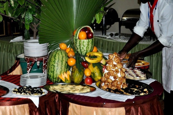 SOI SAFARI LODGE - LAKE BARINGO