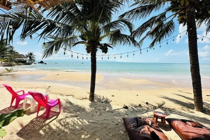 Beach 163 of 177