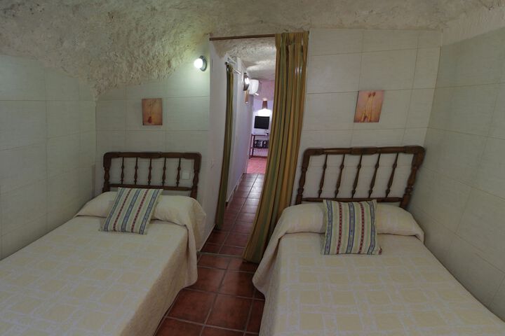 Room 3 of 24