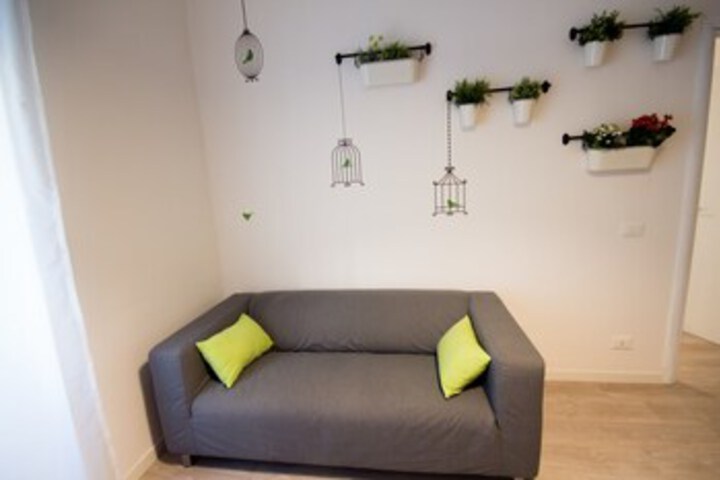 Room 16 of 32