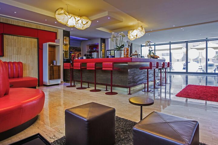 Hotel 55 of 56