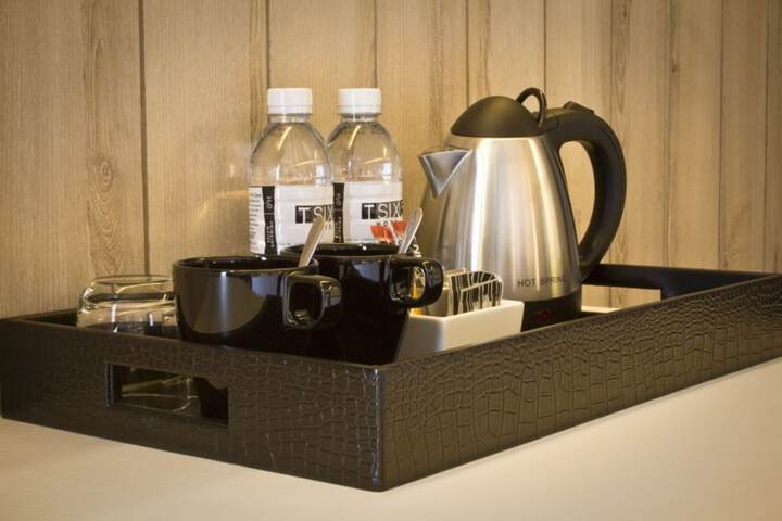 Breakfast/Coffee Service 45 of 103