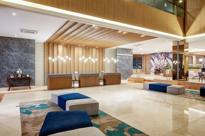 Hotel Lobby