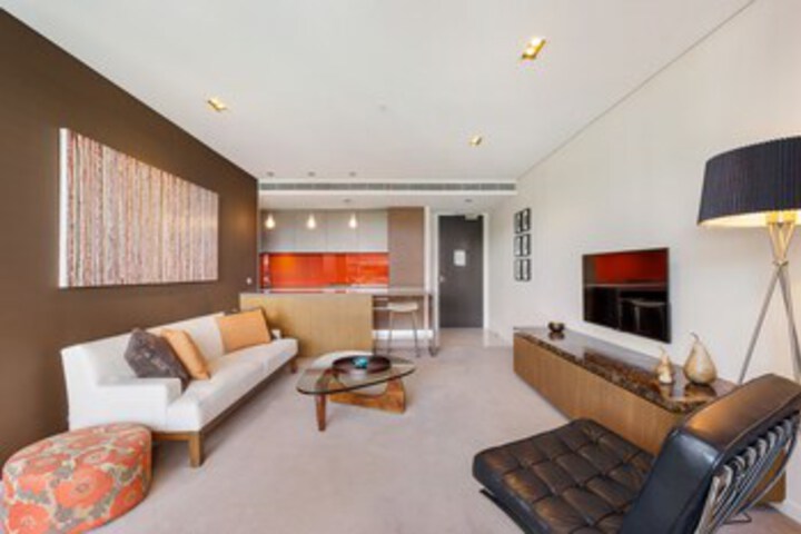 Room 49 of 90