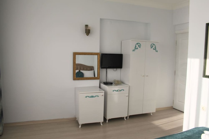 Room 17 of 78