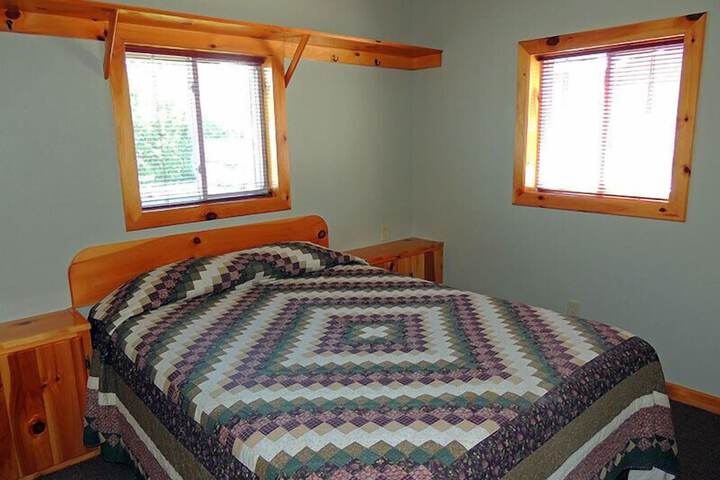 Room 46 of 338