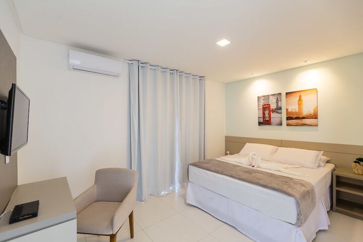 Room 16 of 28