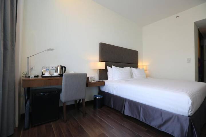 Room 18 of 39