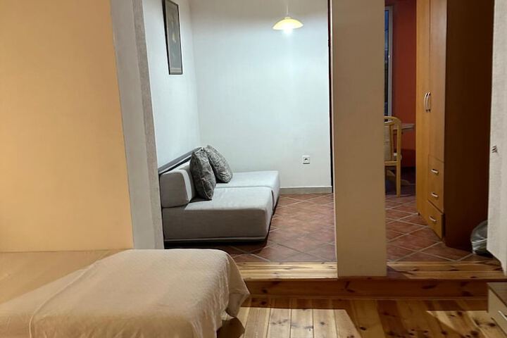Room 14 of 44