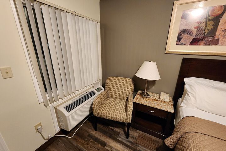 Single Room (2 of 28)