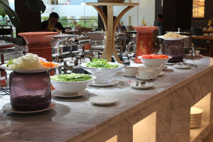 Dining 49 of 74