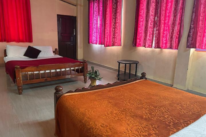Room 10 of 29