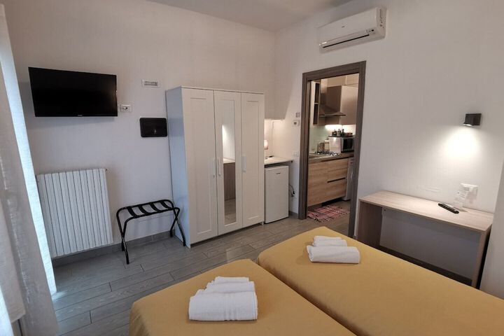 Room 2 of 59