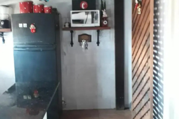 Room 10 of 17