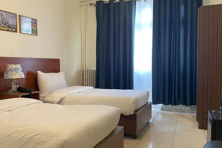Room 20 of 42