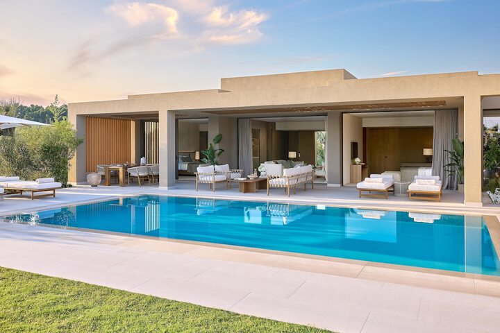 Pool 116 of 393