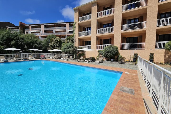 Hôtel Le Marina in Ota