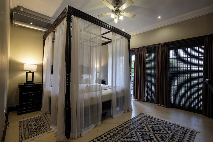 Room 20 of 90