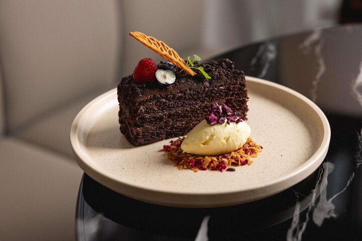 Dining 93 of 150