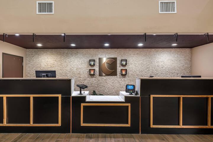 Lobby Entry