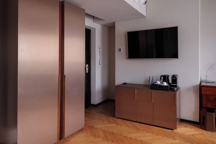 Room 36 of 105