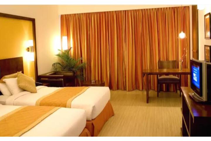 Room 3 of 13