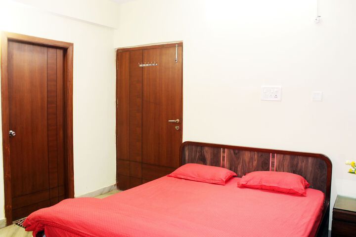 Room 25 of 49