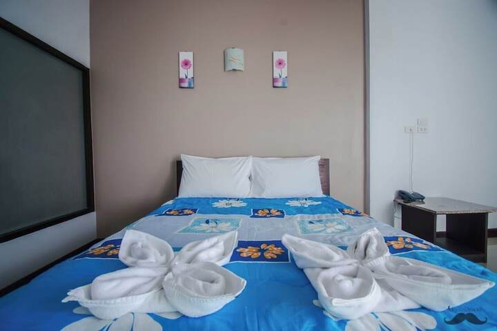 Room 3 of 31