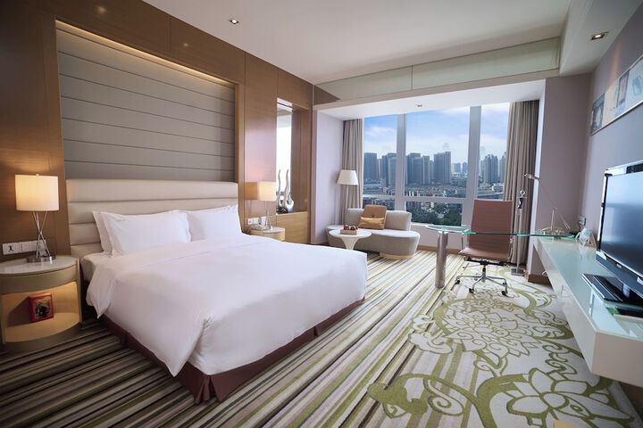 Room 37 of 85