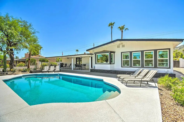 Pool 13 of 24