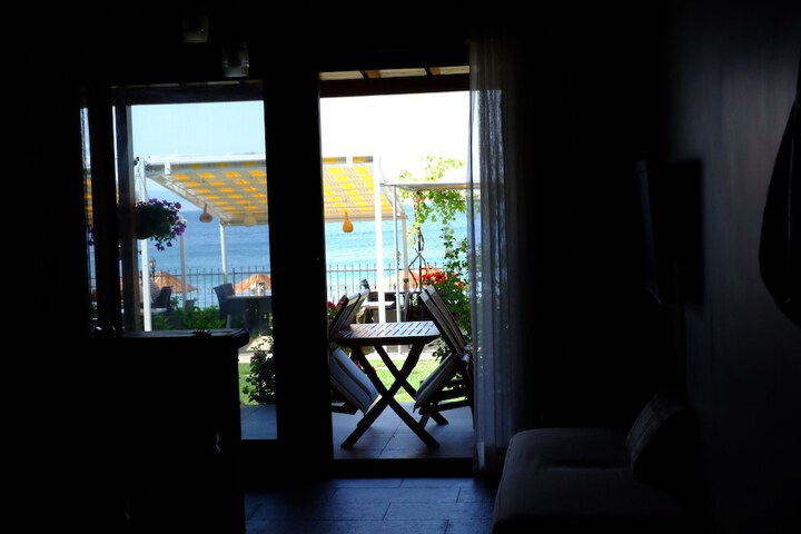Room 5 of 14