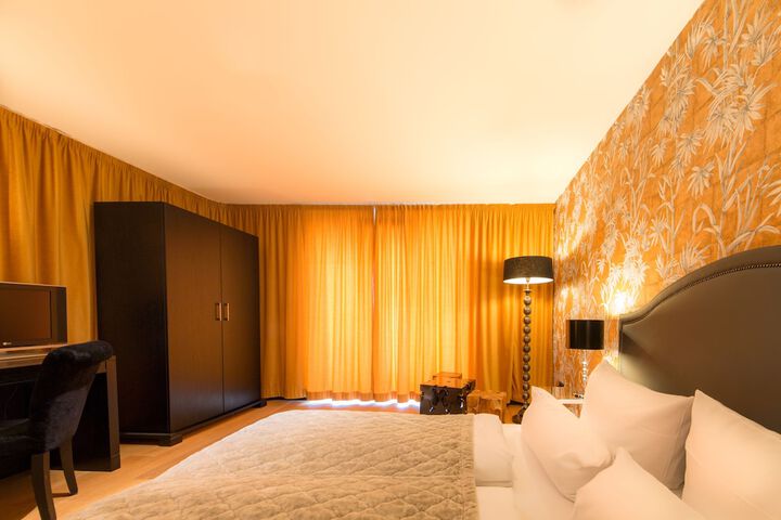 Room 17 of 91