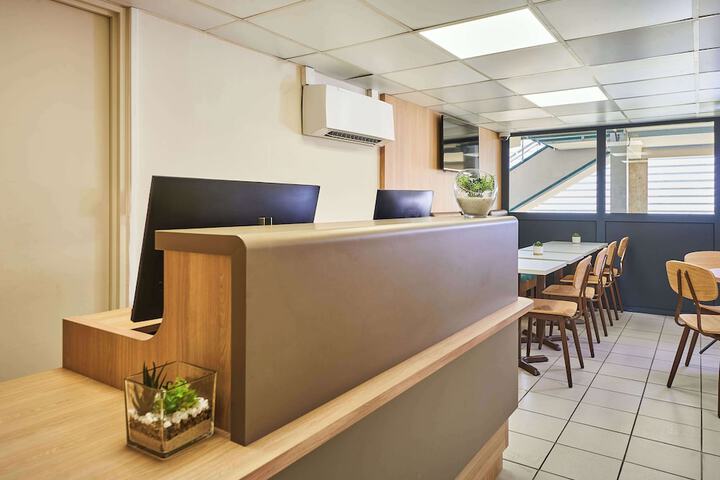 Business Center 35 of 51
