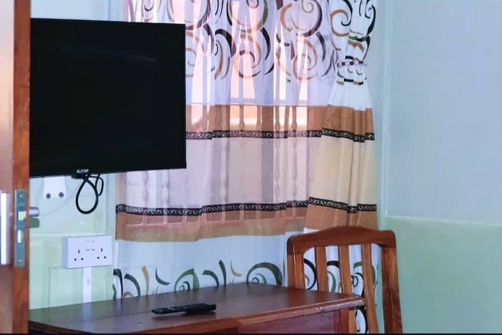 Room 3 of 11