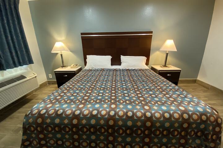 Standard | King Bed (22 of 33)