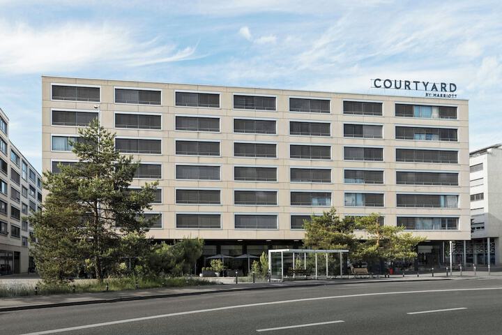 Hotel 85 of 86