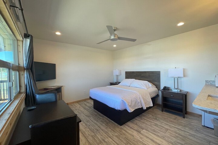 Room 27 of 57