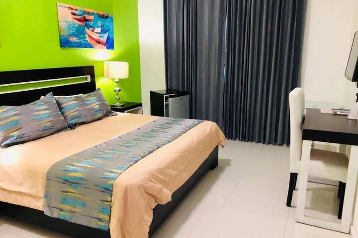 Room 13 of 67