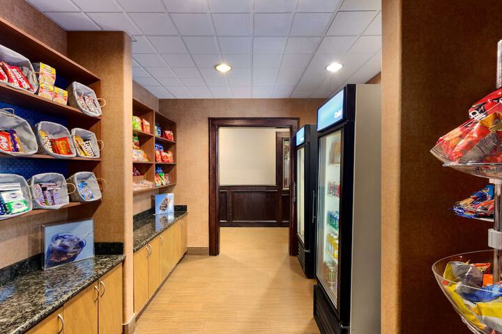 Snack bar