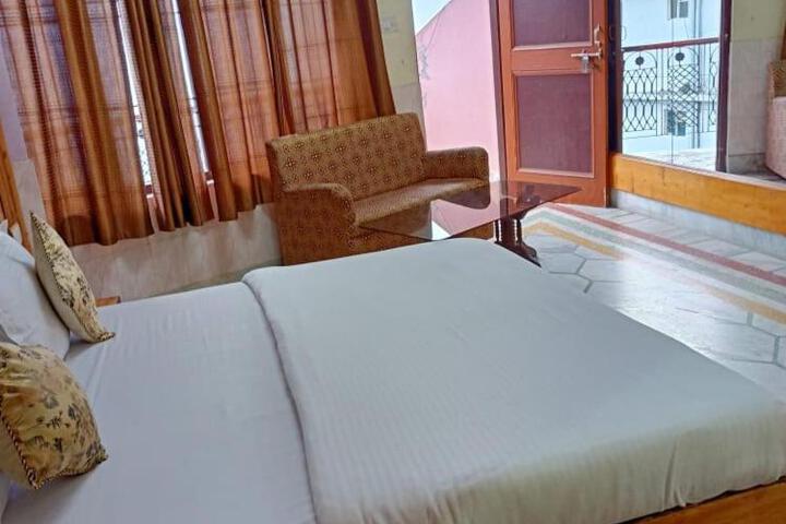 HOTEL HIMALYAN PARADISE