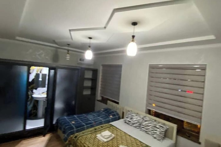 Room 18 of 37