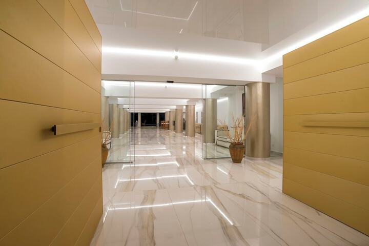 Hotel Lobby