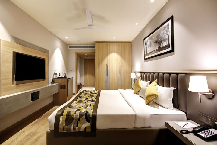 Room 35 of 88