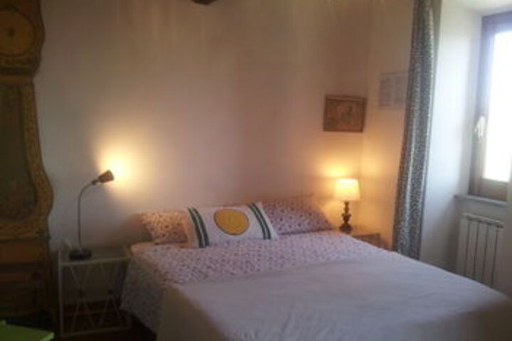 Room 10 of 17